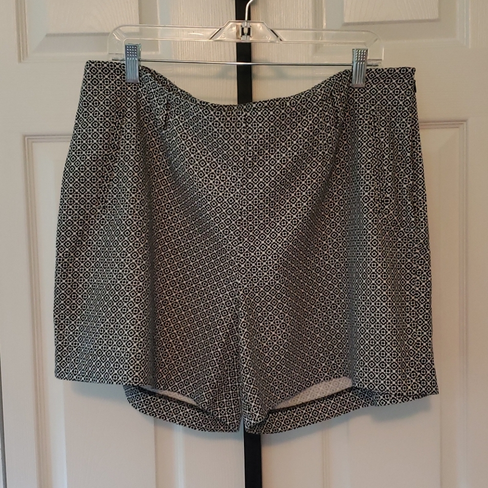 Cato Geometric Shorts with Belt Loops